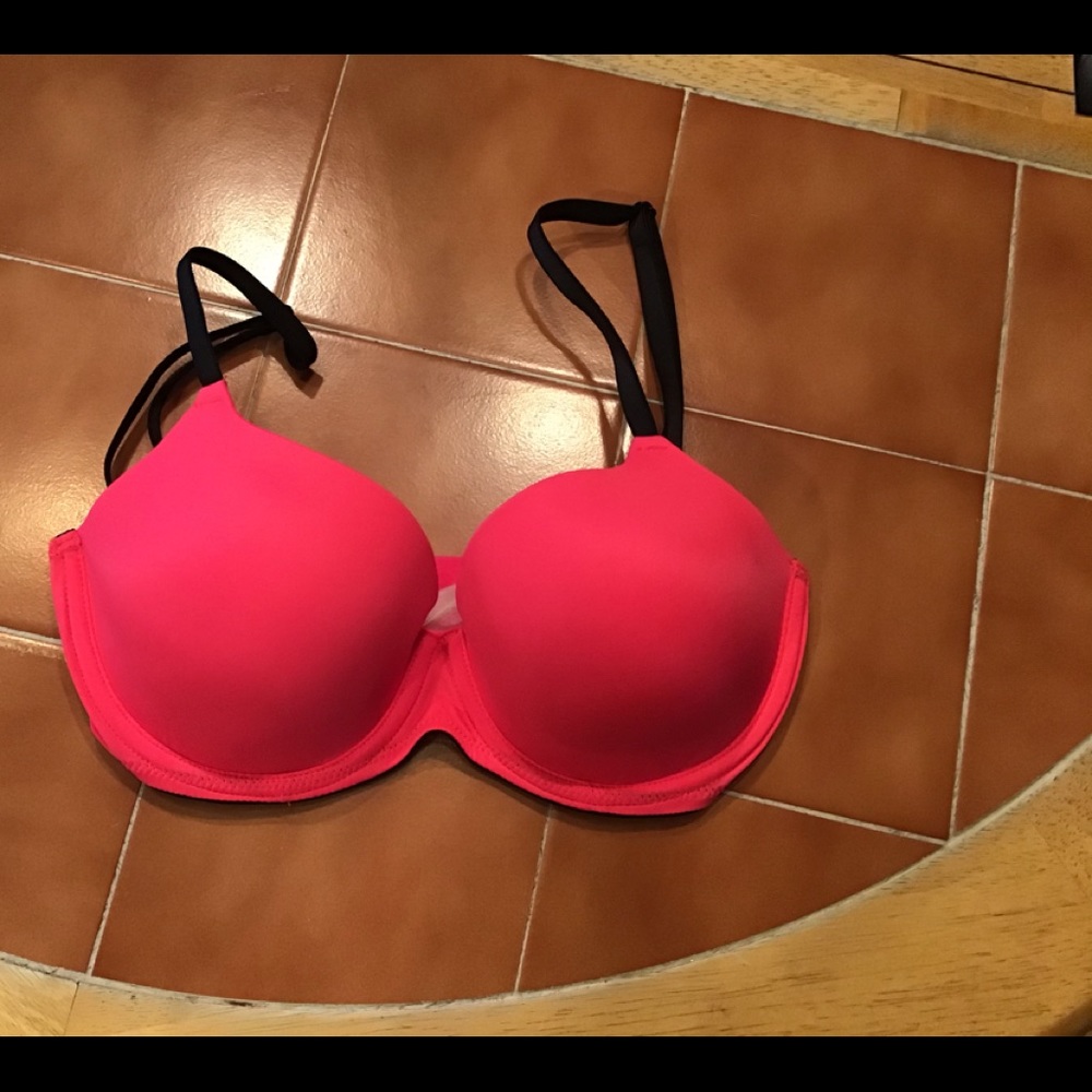 NWOT PINK Lightly Lined Bra Neon Coral 32D